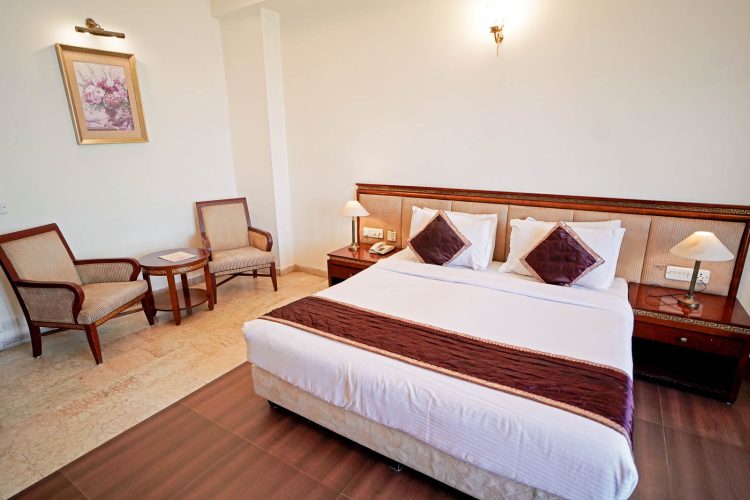 HotelMerwaraEstate-DeluxeRoom2