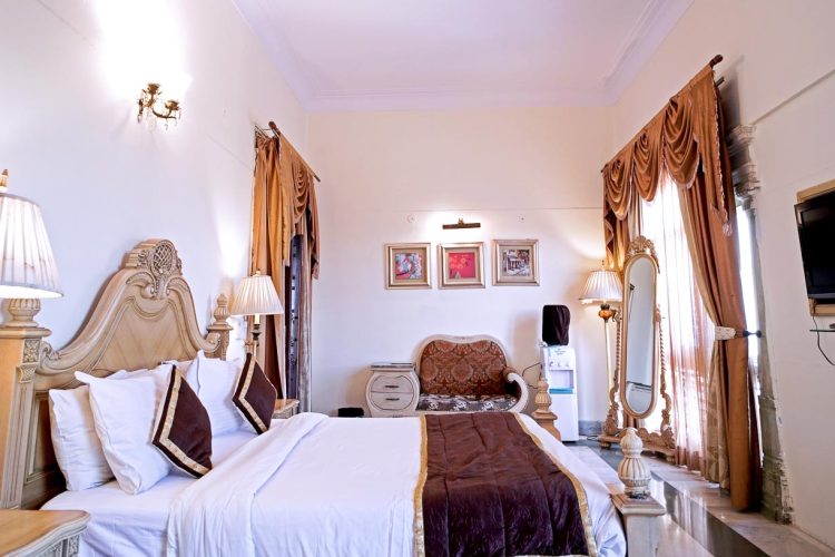 HotelMerwaraEstate-HeritageDeluxeRoom2