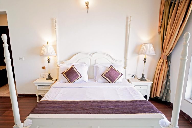 HotelMerwaraEstate-Suite2